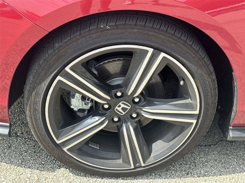 Used 2025 Honda Accord Sport image 13