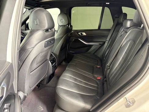 Used 2019 BMW X5 xDrive40i w/ Premium Package 2 AWD/4WD image 38