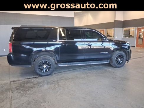 Used 2018 GMC Yukon XL SLT w/ Open Road Package image 9