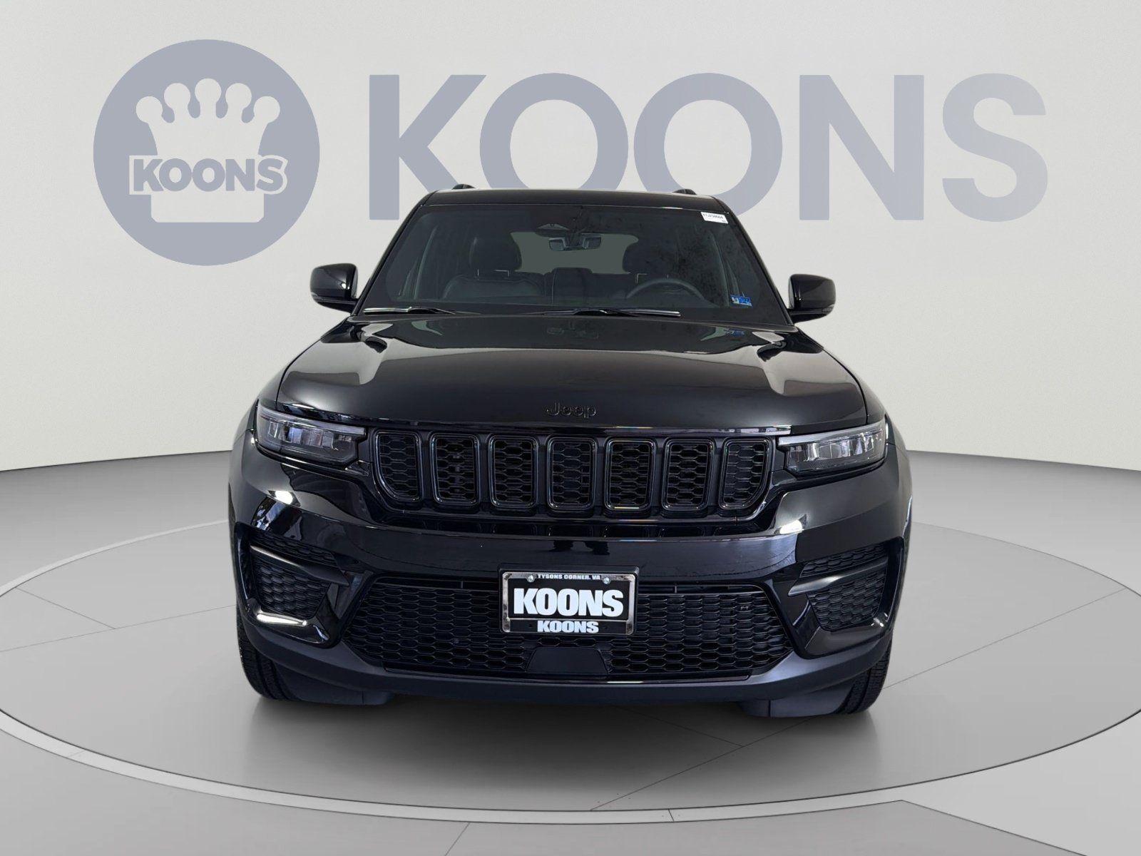 Used 2025 Jeep Grand Cherokee 4WD image 11