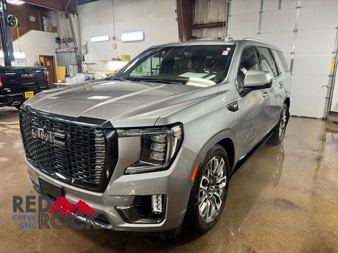 Used 2023 GMC Yukon Denali Ultimate image 4