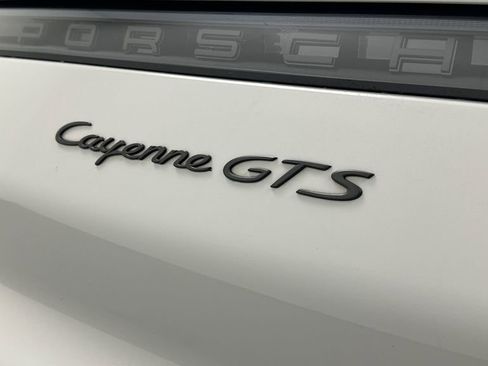 Used 2021 Porsche Cayenne GTS image 23