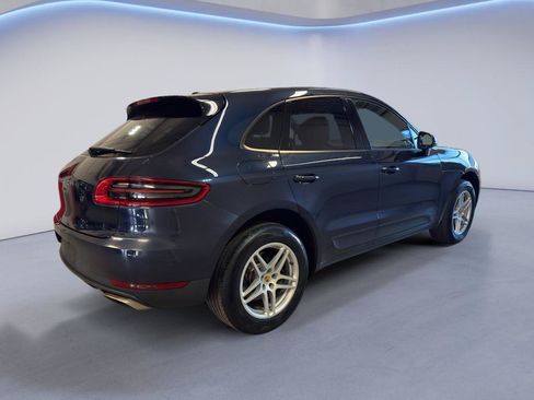 Used 2017 Porsche Macan AWD/4WD image 8