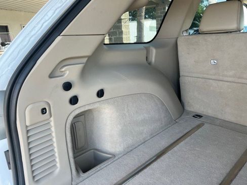 Used 2016 Jeep Grand Cherokee Overland image 29