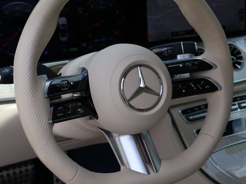 Certified 2023 Mercedes-Benz E 450 4MATIC Cabriolet image 20