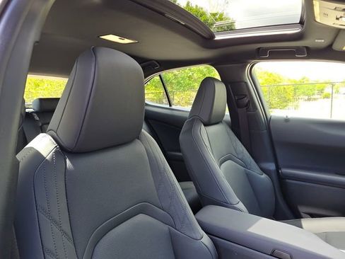 New 2026 Lexus UX 300h FWD image 11