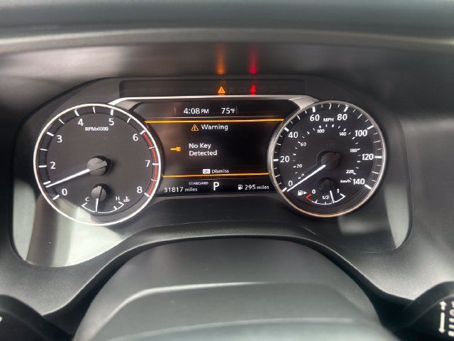 Used 2025 Nissan Rogue SV w/ SV Premium Package FWD image 12