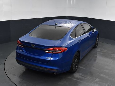 Used 2017 Ford Fusion SE w/ Fusion SE Technology Package FWD image 29