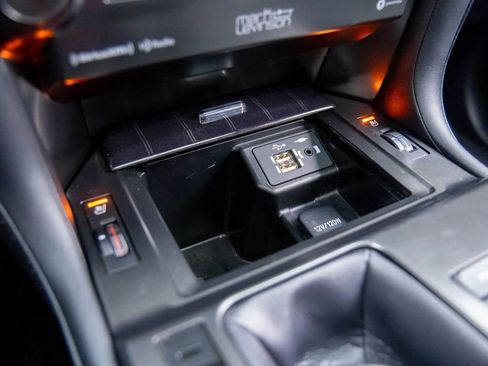 Used 2022 Lexus GX 460 Premium w/ Premium Plus Package image 30