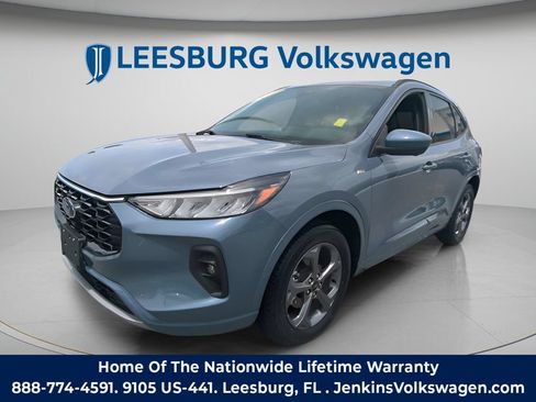 Used 2023 Ford Escape ST-Line Select w/ Tech Pack #2 AWD/4WD image 5