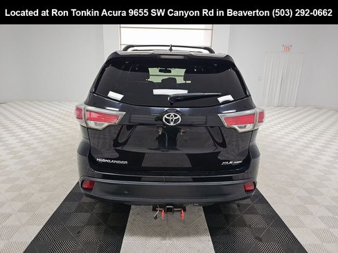Used 2016 Toyota Highlander XLE image 6