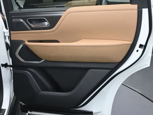 New 2026 INFINITI QX80 Luxe image 35