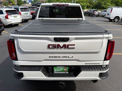 Used 2022 GMC Sierra 2500 Denali w/ Denali Ultimate Package AWD/4WD image 9