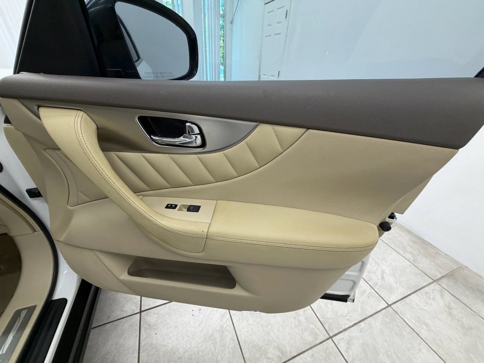 Used 2009 INFINITI FX35 2WD w/ Navigation Pkg image 20