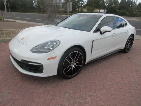 Used 2023 Porsche Panamera Platinum Edition RWD image 1