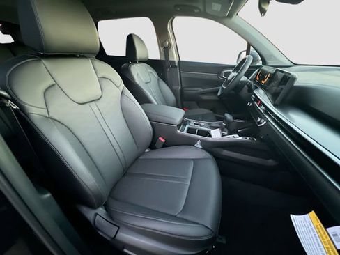 New 2026 Kia Sorento S w/ S Panoramic Sunroof Package image 28