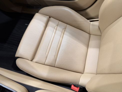 Certified 2023 Porsche Panamera 4 image 57