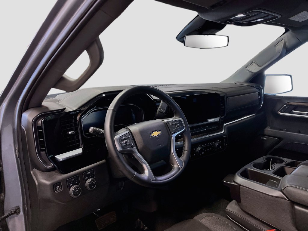 Used 2025 Chevrolet Silverado 1500 LT w/ LPO, Liner Protection Package AWD/4WD image 9