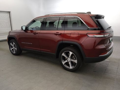 Used 2023 Jeep Grand Cherokee 4WD 4xe image 3