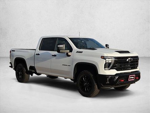 New 2026 Chevrolet Silverado 2500 LT w/ Trail Boss Package AWD/4WD image 7
