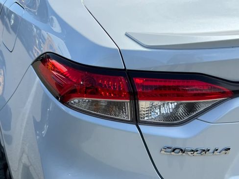 Used 2023 Toyota Corolla SE w/ Carpet Mat Package (TMS) FWD image 20