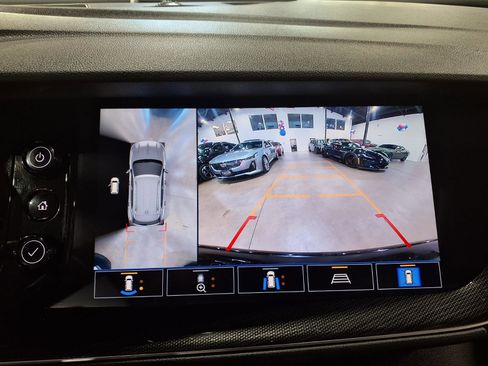 Used 2021 Buick Envision Essence w/ Technology Package I AWD/4WD image 14