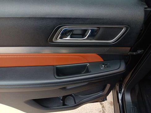 Used 2019 Ford Explorer XLT w/ Equipment Group 202A image 30