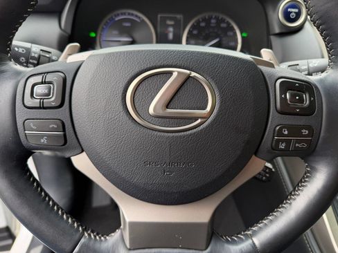 Used 2018 Lexus NX 300h AWD w/ Premium Package image 33