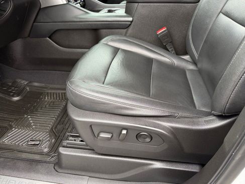 Used 2021 Chevrolet Tahoe LT image 16