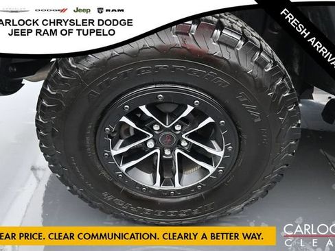 Used 2024 Jeep Wrangler Unlimited Rubicon AWD/4WD image 40