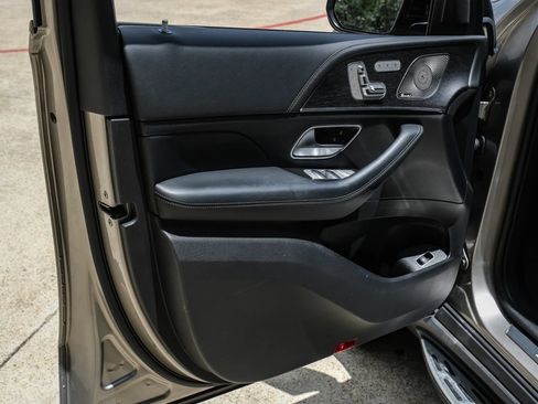 Used 2022 Mercedes-Benz GLE 53 AMG 4MATIC image 40