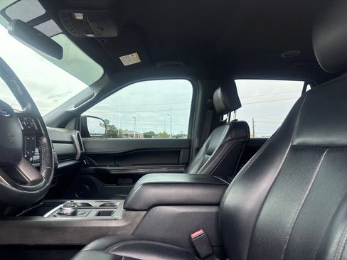 Used 2019 Ford Expedition XLT w/ Equipment Group 201A RWD image 39