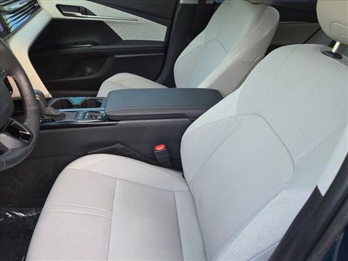 Used 2026 Toyota Camry XLE FWD image 16