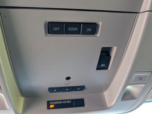 Used 2016 Chevrolet Silverado 1500 LT w/ All Star Edition image 27