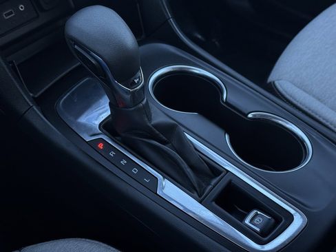 Used 2023 Chevrolet Equinox LS w/ Driver Confidence II Package image 32