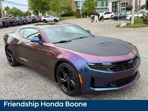 Used 2021 Chevrolet Camaro LT RWD image 3
