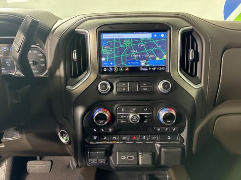 Used 2022 GMC Sierra 3500 Denali w/ Denali Ultimate Package image 20