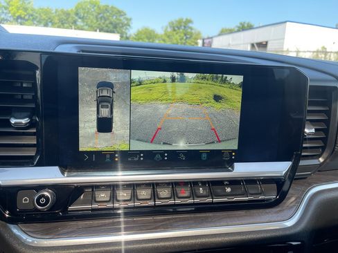 Used 2023 Chevrolet Silverado 1500 LTZ w/ LTZ Premium Package AWD/4WD image 15