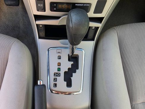 Used 2011 Toyota Corolla LE FWD image 39