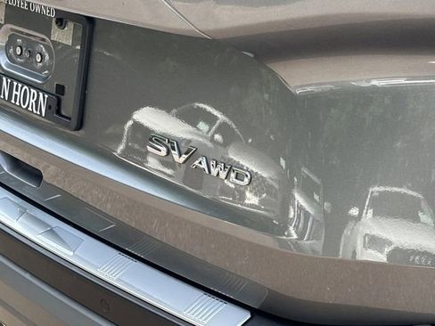 Used 2023 Nissan Rogue SV image 28