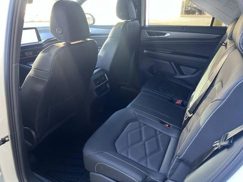 New 2026 Volkswagen Atlas Cross Sport SE FWD image 22