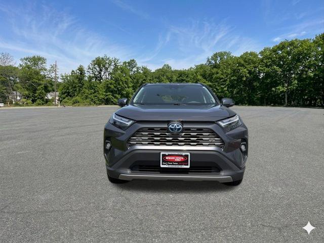 Used 2024 Toyota RAV4 Limited AWD/4WD image 3
