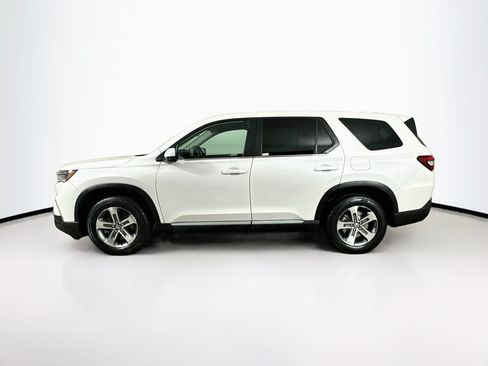 Used 2023 Honda Pilot EX-L image 4