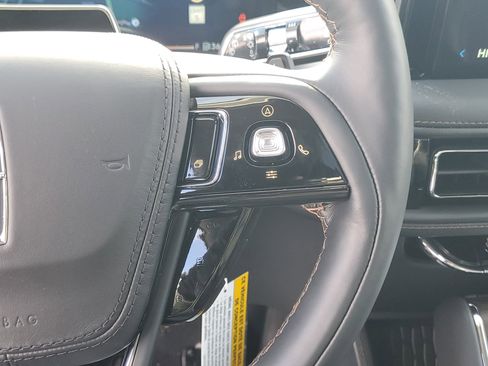 New 2026 Lincoln Aviator Reserve image 17