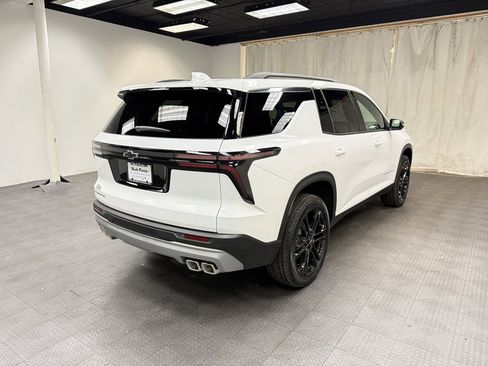 New 2026 Chevrolet Traverse LT w/ LPO, Floor Liner Package image 7