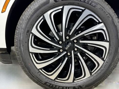 New 2025 Lincoln Navigator L Black Label image 35