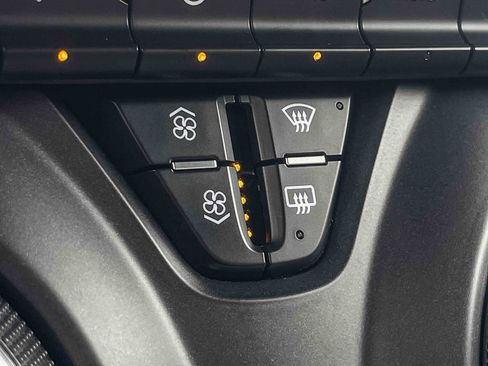 Used 2019 Chevrolet Blazer Premier w/ Sun and Wheels Package image 26