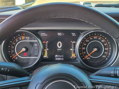 Used 2023 Jeep Gladiator Sport AWD/4WD image 18