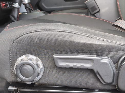 Used 2022 Jeep Gladiator Rubicon w/ LED Lighting Group image 14