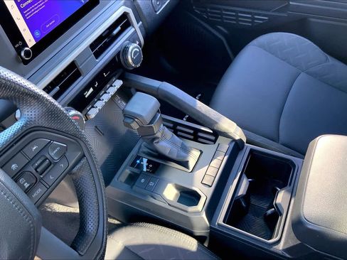 Used 2024 Toyota Tacoma SR image 15